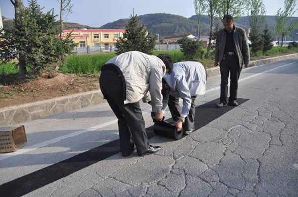 龜裂是什么及網(wǎng)裂貼對其處理方法